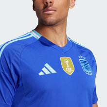 Cargar imagen en el visor de la galería, adidas Argentina 24 Men's Away Jersey Replica
