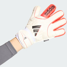 Cargar imagen en el visor de la galería, adidas Copa Goalkeeper Glove Match Fingersave Junior