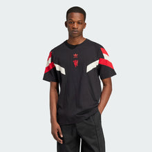 Cargar imagen en el visor de la galería, adidas Manchester United Originals Tee