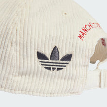 Cargar imagen en el visor de la galería, adidas Manchester United Third Baseball Cap