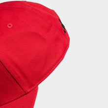 Cargar imagen en el visor de la galería, adidas Manchester United Cap