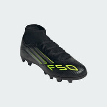 Cargar imagen en el visor de la galería, adidas F50 Club Mid FG J