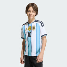 Cargar imagen en el visor de la galería, adidas Youth Argentina Messi #10 Home Stadium Jersey 2026
