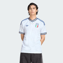 Cargar imagen en el visor de la galería, adidas Men's Italy 2026 Away Jersey