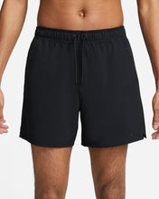 Cargar imagen en el visor de la galería, Nike Mens Unlimited Dri-FIT 5" Unlined Versatile Shorts