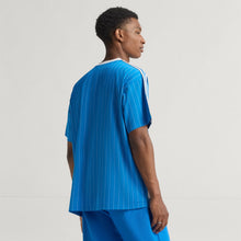 Cargar imagen en el visor de la galería, adidas Real Madrid Terrace Icons Jersey