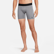 Cargar imagen en el visor de la galería, Nike Pro Men's Dri-FIT Fitness Shorts