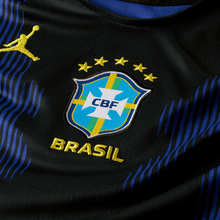 Cargar imagen en el visor de la galería, Nike Women's 2026 Brazil Away Stadium Jersey