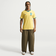 Cargar imagen en el visor de la galería, Nike Men's 2026 Brazil Stadium Home Jersey