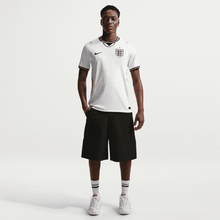 Cargar imagen en el visor de la galería, Nike Men's England 2026 Stadium Home Jersey