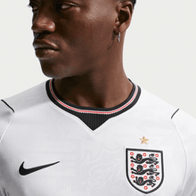 Cargar imagen en el visor de la galería, Nike Men's England 2026 Stadium Home Jersey