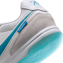 Load image into Gallery viewer, Nike Tiempo Streetgato IC