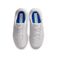 Cargar imagen en el visor de la galería, Nike Jr. Tiempo Legend 10 Academy IC NU2