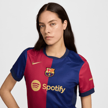 Cargar imagen en el visor de la galería, Nike Womens FC Barcelona 24/25 Home Stadium Jersey