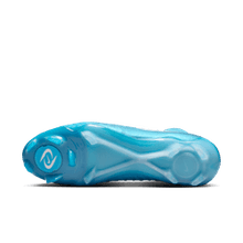 Cargar imagen en el visor de la galería, Nike Phantom Luna 2 Elite FG