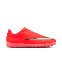 Load image into Gallery viewer, Nike Mercurial Vapor 17 Club TF