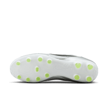 Cargar imagen en el visor de la galería, The Nike Premier 3 FG