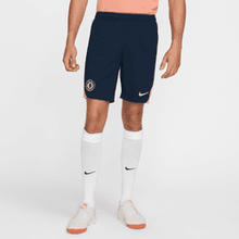 Cargar imagen en el visor de la galería, Nike Chelsea FC Strike Shorts