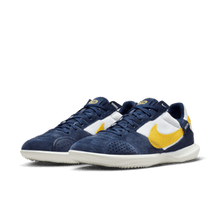 Load image into Gallery viewer, Nike Streetgato IC