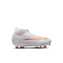 Cargar imagen en el visor de la galería, Nike Jr. Mercurial Superfly 11 Academy FG LK