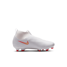 Cargar imagen en el visor de la galería, Nike Jr. Mercurial Superfly 11 Academy FG LK