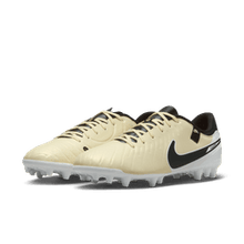 Cargar imagen en el visor de la galería, Nike Tiempo Legend 10 Academy AG
