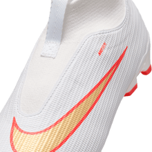Cargar imagen en el visor de la galería, Nike Jr. Mercurial Superfly 11 Academy FG LK