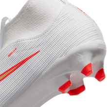 Cargar imagen en el visor de la galería, Nike Jr. Mercurial Superfly 11 Academy FG LK