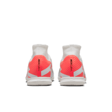 Cargar imagen en el visor de la galería, Nike Mercurial Superfly 9 Academy IC