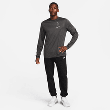 Cargar imagen en el visor de la galería, Men's Nike THFC Long-Sleeve T-Shirt