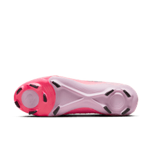 Cargar imagen en el visor de la galería, Nike Phantom Luna 2 Academy FG