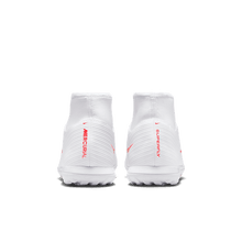 Cargar imagen en el visor de la galería, Nike Mercurial Superfly 11 Club TF