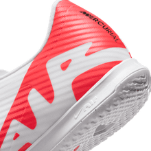 Cargar imagen en el visor de la galería, Nike Zoom Mercurial Vapor 15 Academy IC