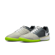 Cargar imagen en el visor de la galería, Nike Lunar Gato II IC