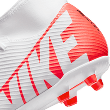 Cargar imagen en el visor de la galería, Nike Mercurial Superfly 9 Club MG
