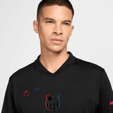 Cargar imagen en el visor de la galería, Nike Men's FC Barcelona 2024/25 Away Stadium Jersey