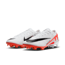Load image into Gallery viewer, Nike Mercurial Zoom Vapor 15 Elite FG