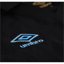 Cargar imagen en el visor de la galería, Umbro Men's 2026 Guatemala Away Jersey