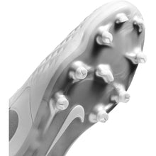 Cargar imagen en el visor de la galería, Nike Tiempo Legend 8 Academy FG
