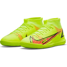 Cargar imagen en el visor de la galería, Nike Mercurial Superfly 8 Academy IC Junior