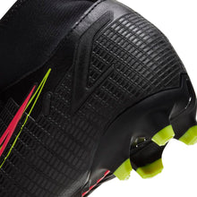 Cargar imagen en el visor de la galería, Nike Mercurial Superfly 8 Academy FG/MG Junior