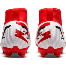 Cargar imagen en el visor de la galería, Nike Jr Superfly 8 Academy CR7 FG/MG