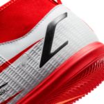 Cargar imagen en el visor de la galería, Nike Jr. Mercurial Superfly 8 Academy CR7 IC