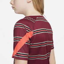 Cargar imagen en el visor de la galería, Nike Youth Liverpool FC Pre-Match Training Top