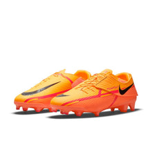 Load image into Gallery viewer, Nike Phantom GT2 FlyEase Academy  FG/MG