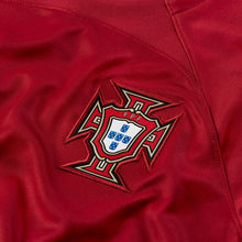 Cargar imagen en el visor de la galería, Nike Men's Portugal 2022 Stadium Home Jersey
