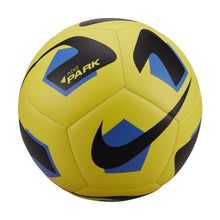 Cargar imagen en el visor de la galería, Nike Park Soccer Ball