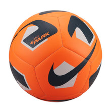 Cargar imagen en el visor de la galería, Nike Park Soccer Ball