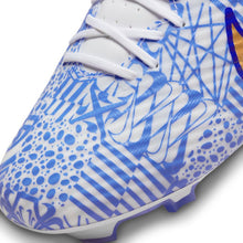 Cargar imagen en el visor de la galería, Nike Zoom Mercurial Vapor 15 Academy CR7 MG