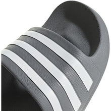 Cargar imagen en el visor de la galería, adidas Adilette Aqua Slides